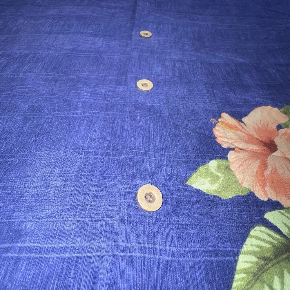 Tommy Bahama Camp Shirt Men’s XL Blue Pineapple Pin-ups SS